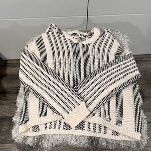 O’Neil girls sweater with hood